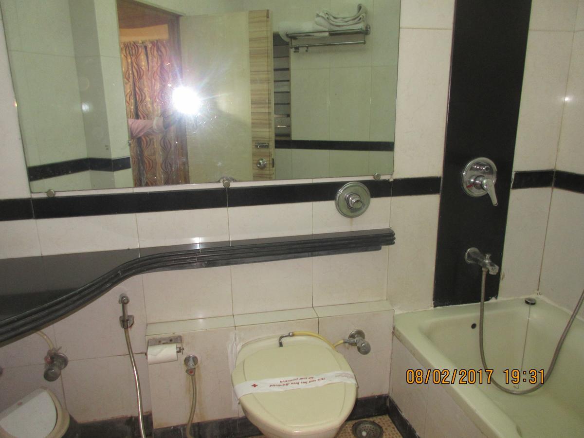 Hotel Panchratna Panvel Esterno foto